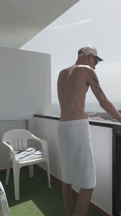 Sexy Horny Wife Comes Out on Balcony and Drops Her Towel for a 9 Inch Dick and Doesn't Care if She's Seen