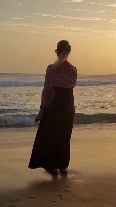 Mature Blonde Wife Body Worship