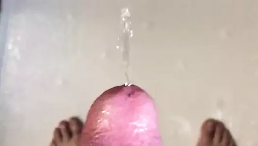 Pisse Uro sous la douche