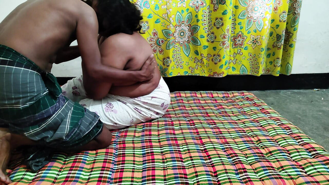 Desi Bangladeshi 18