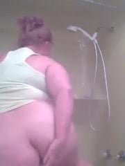 Ssbbw friend fingers asshole