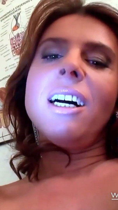 Sexy-Susi Dicke Titten MILF beim Casting | Clip 2