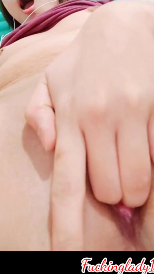 Asian Pinay Solo ! Gusto ko ng makantot sobrang libog ko! | Clip 1