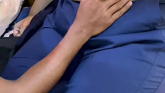 Akeli bhabhii ko chod dia