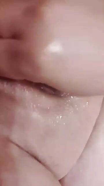 If you haven't put something weird in your pussy that causes discomfort, the day has gone to waste.