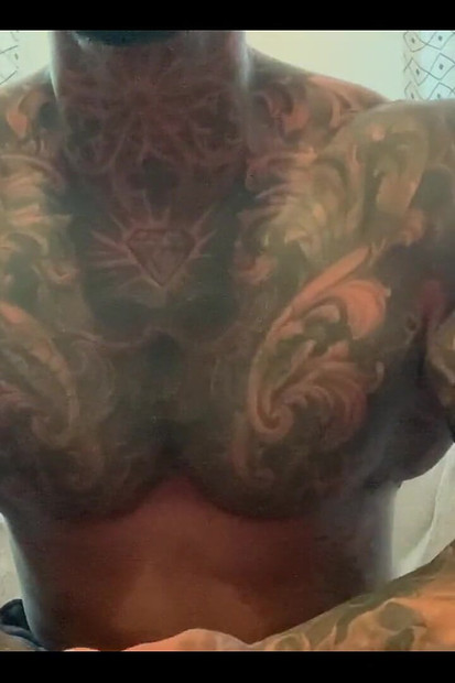 Smanjim te i postaneš tako sićušna.