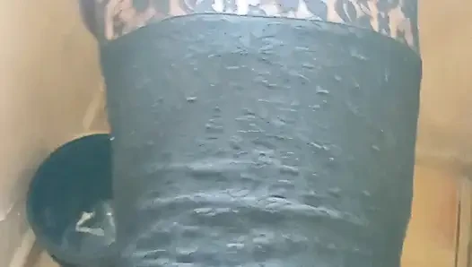Heißester blowjob & doggystyle fick auf der toilette