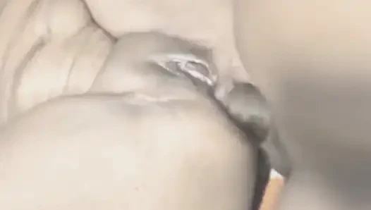 Aku ingin istriku melakukan dhone chudde ganda