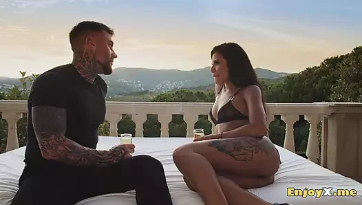 Andrea Retali, a insatiable Spanish stunner with black hair, intensively banged in the excellent outdoors. XXX!