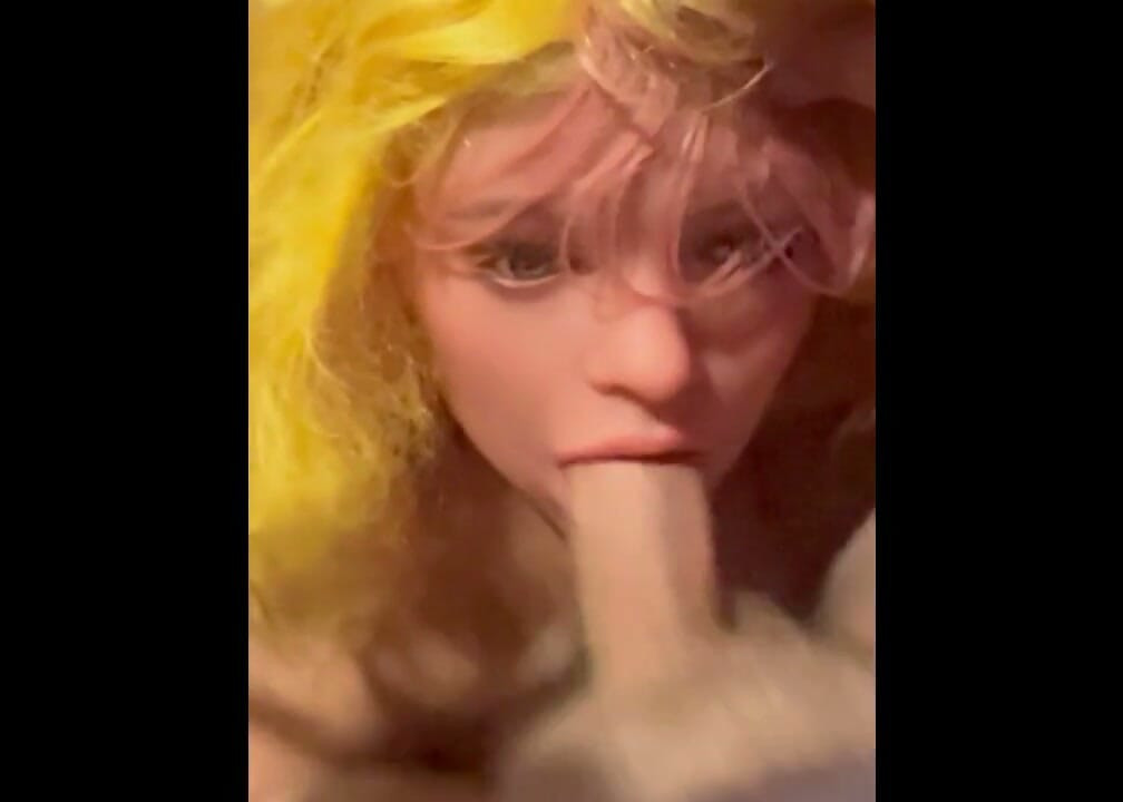 TPE Doll Blowjob