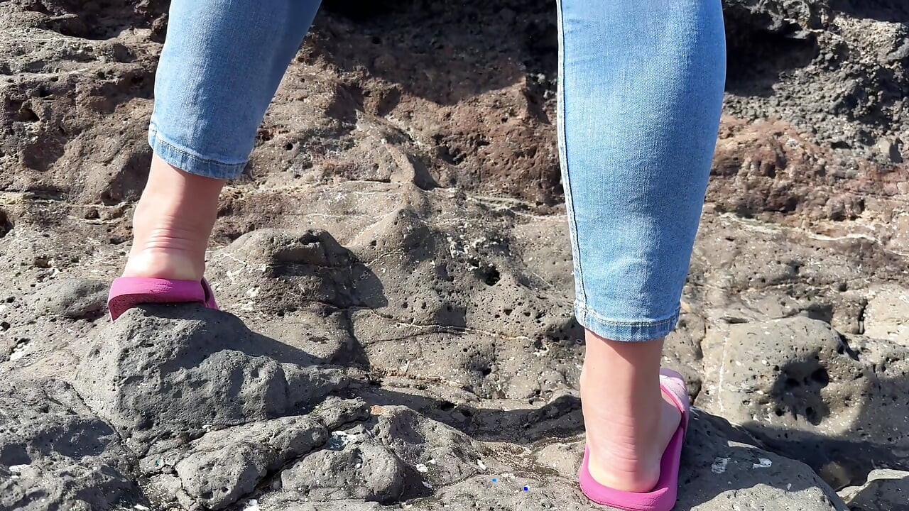 Još jedna nesreća na plaži - mokre traperice kraj obale