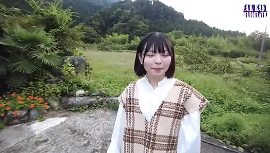 Her sıcak damlanın tadını çıkaran kısa saçlı tatlı kızla trenle azdırma randevusu bölüm 1