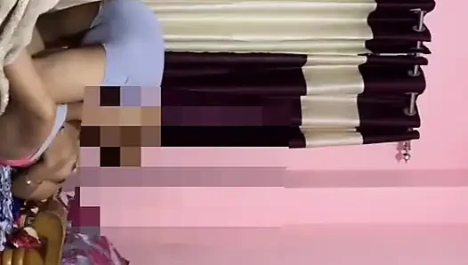 Yeni Nepal videosu. Budo ma xa maja aaiyo earkako ko budii lai daro haniyo'ya teklif ediyor. Otel odası ile komşu karısıyla