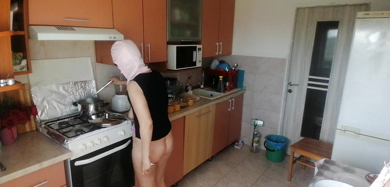 Amateur couple having crazy sex in the bedroom.