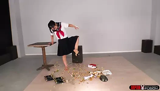 Yaramaz yemek ezme: yui shirasaki'nin oyuncu deneyi