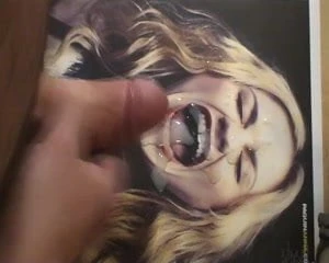 Cum on Anna Paquin