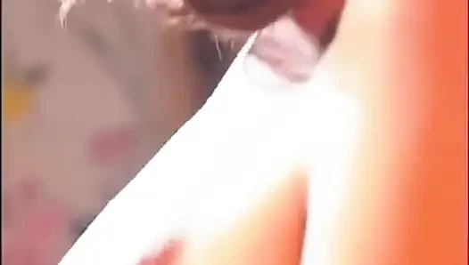 Anal hitam dan putih ditembus ... Muncrat di memek