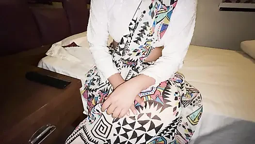 Bhabhi Ko Apna Land De Ke Unki Chut Ki Aang Bujhai