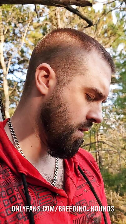Horny straight bro blowing and kissing while on a mountain hike.