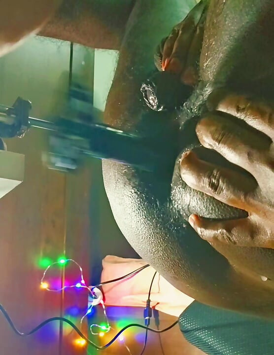 SQUIRTS .mp4