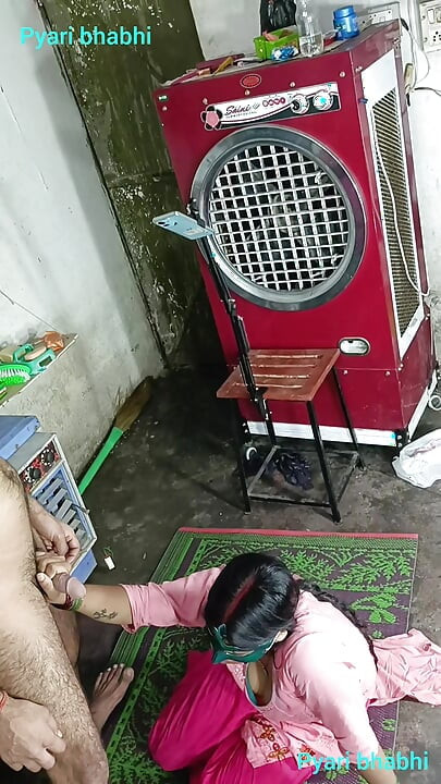 새엄마가 집에 없을 때 도기 스타일로 따먹히는 하드 후장 힌디어 오디오