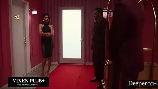 Derin. İstekli misafir Hazel Heart itaatkar personel tarafından sikiliyor