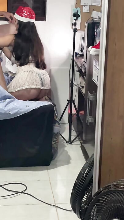 Debora teases Wellington between white lace and her deep Christmas blowjob