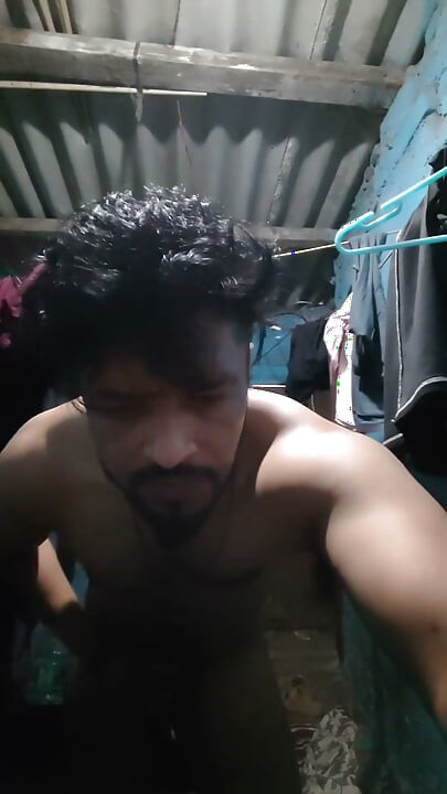 Desi Hunk Solo Mastrubution