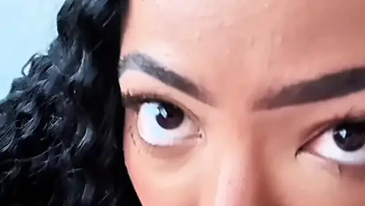 Она заехала на более хардкорный трах - брюнетка Gostosa в экстремальной скачке наездницы в видео от первого лица