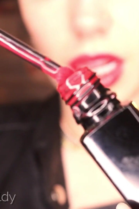 You Will Fulfill One My Wish in Exchange for Worshiping My Lips and Lipstick