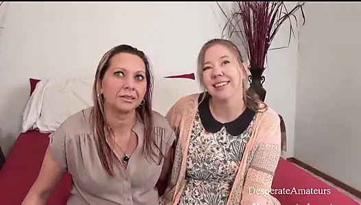 Çaresiz amatörler ateşli büyük memeli seksi kızlar sıkı amcıklarını büyük beyaz yarakla sert siktiriyor