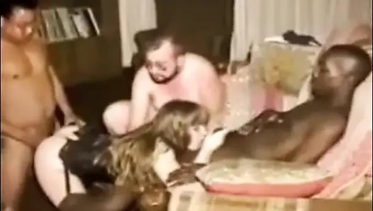 Cuckold Archive - koleksi video video cuckold terbesar