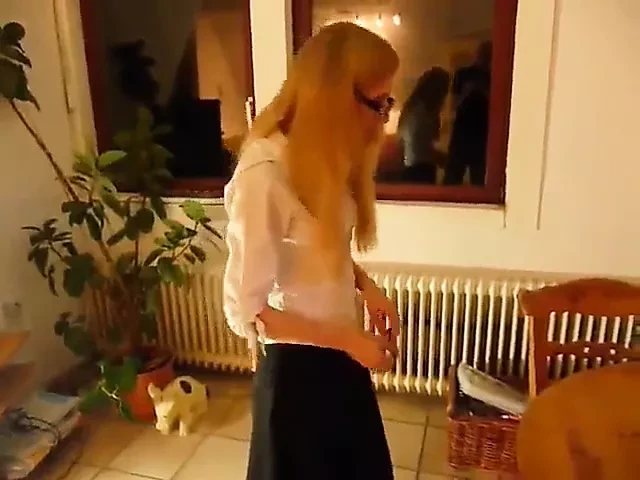 Pi.en. seksi bahan apne cheri chabootre !