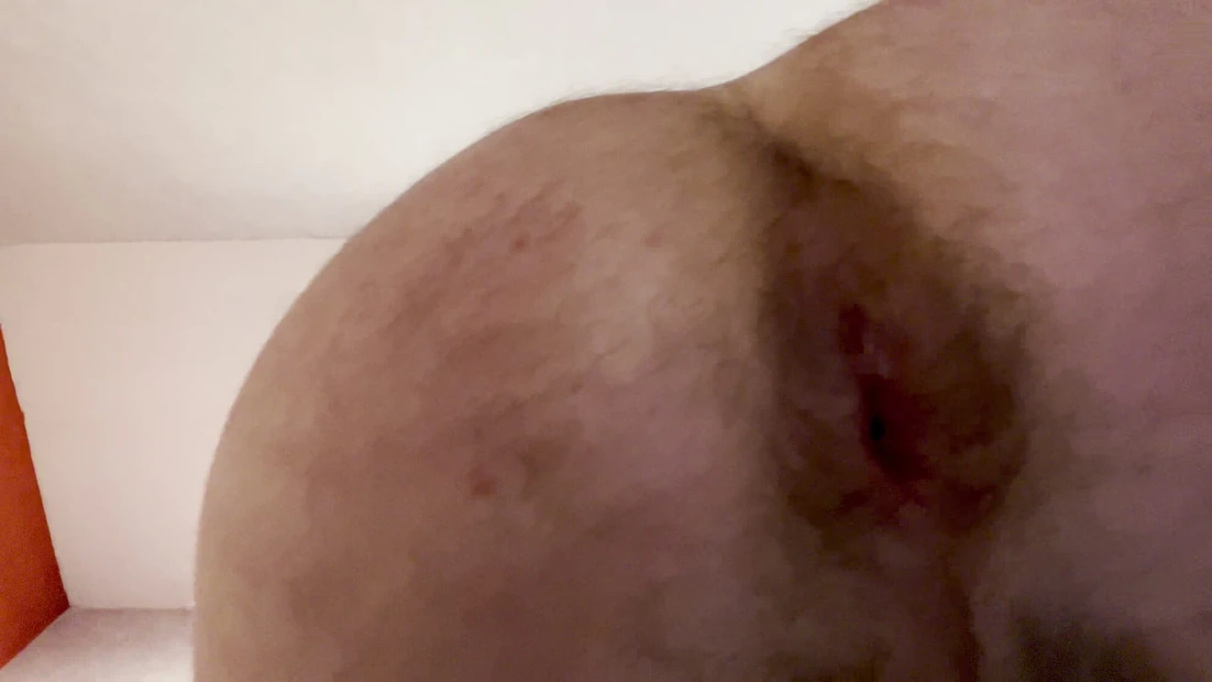 Straight guy ass. Fingers play