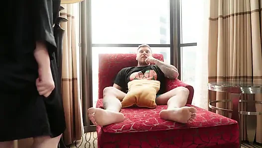 PAWG MILF Stepmom Gets Fucked by Stepson to Cure His Breakup