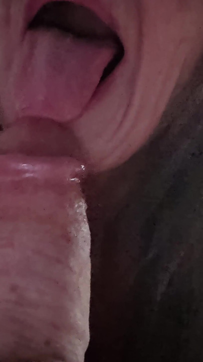 Little Linda Gives Head Beginning to End Mouthful of Cum
