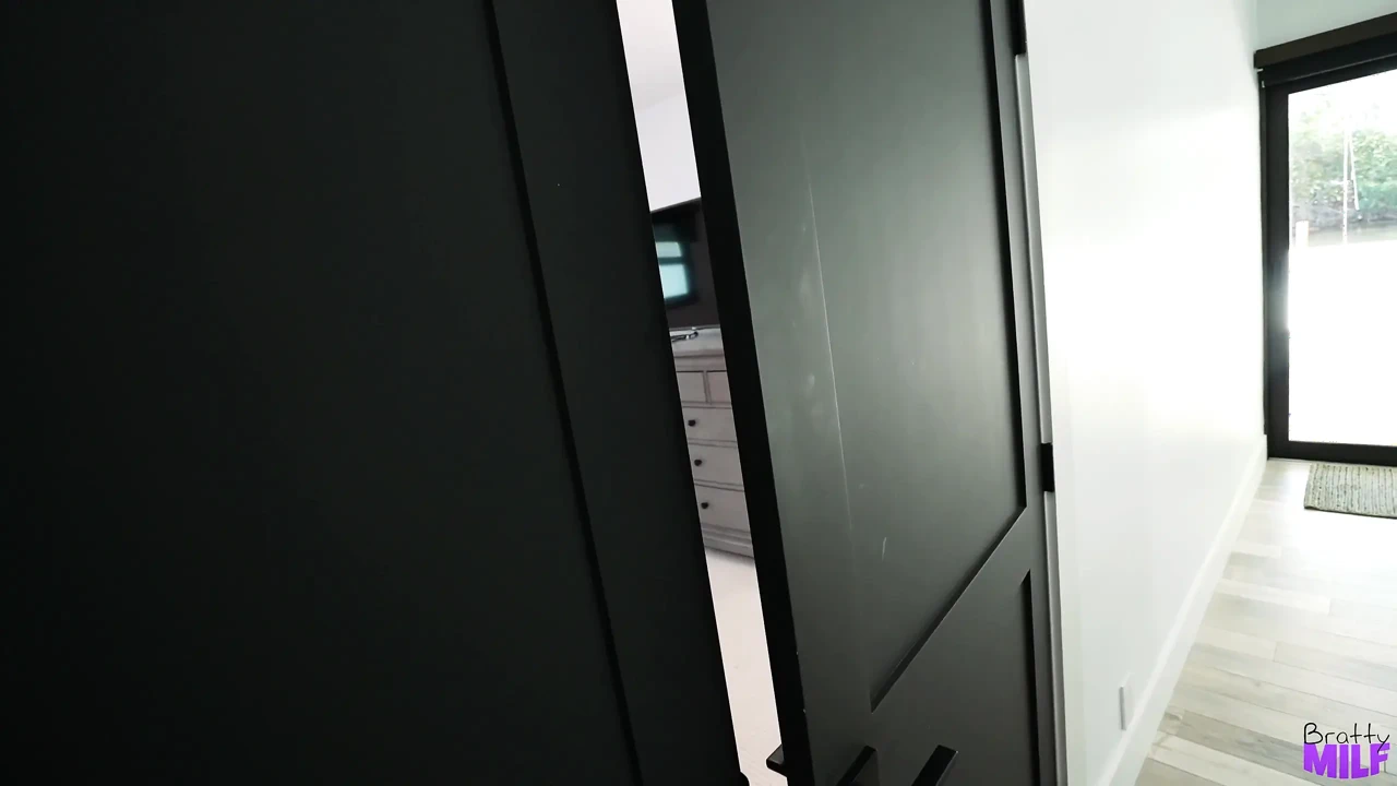 这将是你或陌生人 - s8：e1