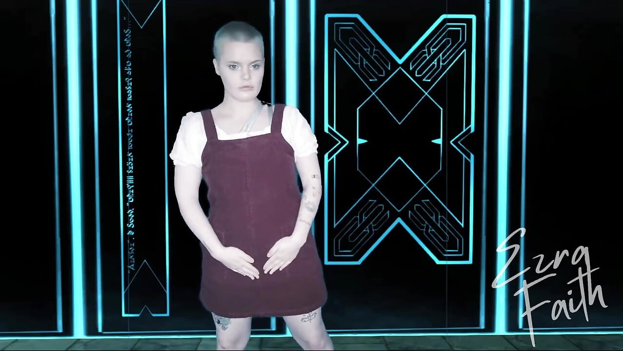 Dyrektywa przyjemności zainicjowana: Awaria Fembot - Ezra Faith