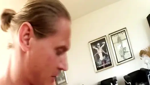 Dreier & Anale Lust! Junge Geile Schlampe Im Schulmädchen Outfit Bekommt Einfach Nicht Genug!