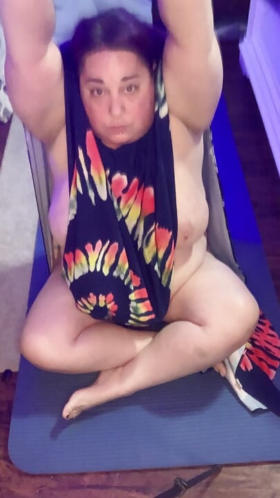 胖女人偷看噓瑜伽