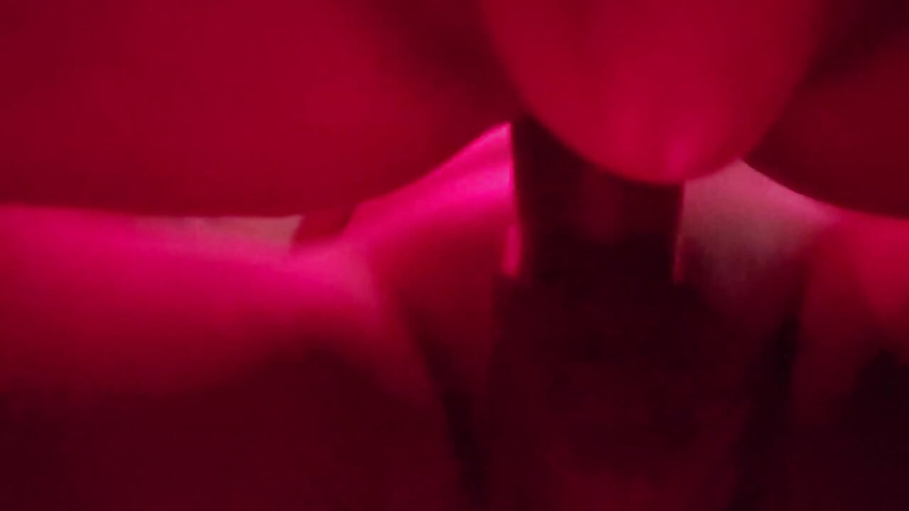 Pantatku dimasukin kontol abang tiriku dan aku keenakan