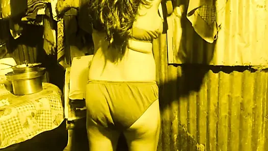 Pantat bahenol tante seksi india dientot habis-habisan sampai toket besarnya gondal-gandul
