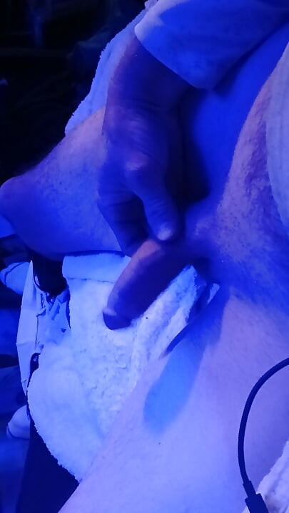 เล่นเสียวกับมัน