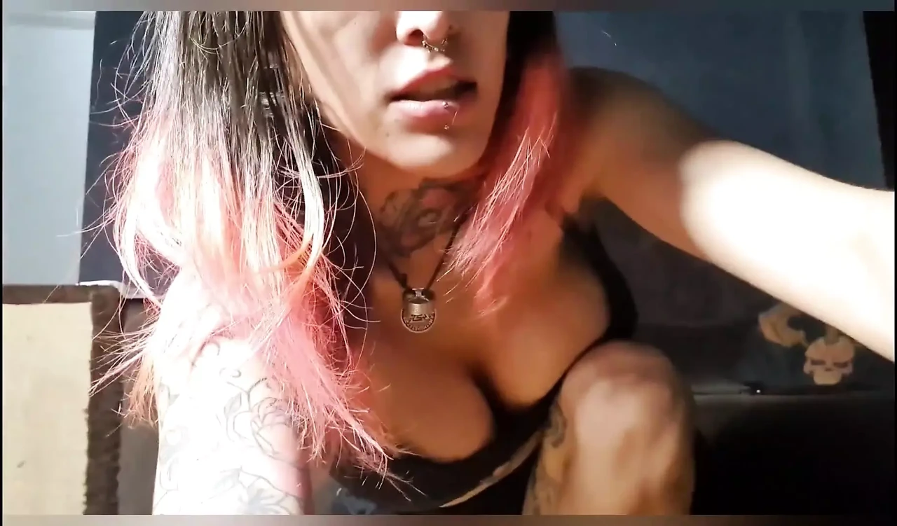 Switcher: Podolatry From Sub to Dom