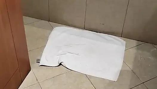 Adik tiriku di hotel tunisia
