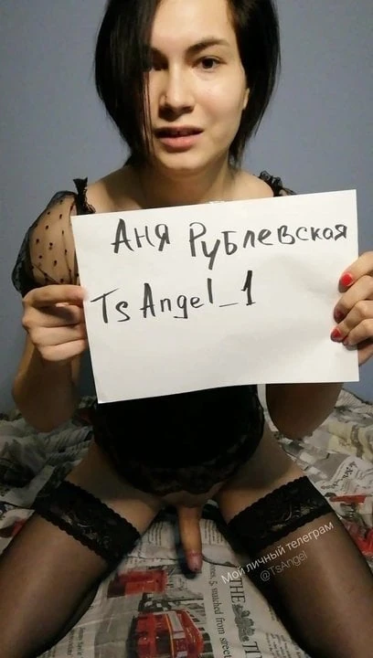 TRANS lady shows off her cock