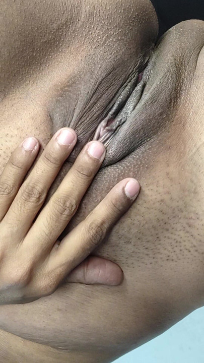 Jugando un rato porque ando caliente