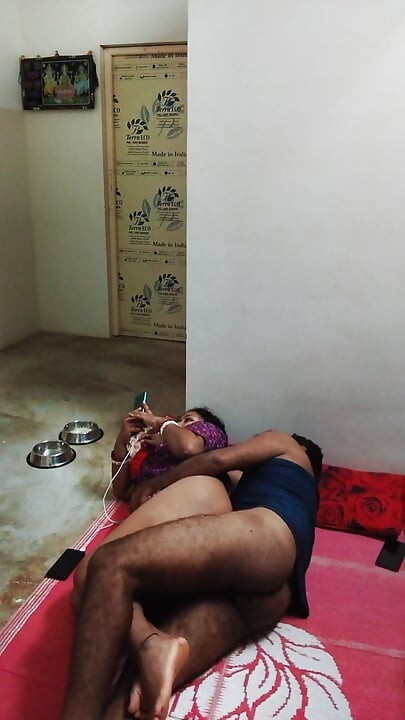 Suami isteri Deshi Vedio seksi dalam hindi