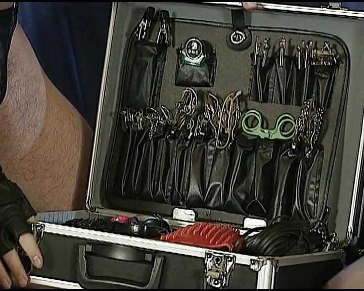 Fetish BDSM-addicted German sluts sharing dicks in orgy
