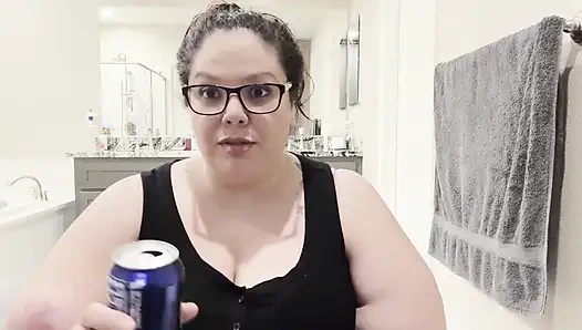 Plump Paradise: Snack N Chat